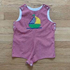 VINTAGE 90s EUC Classic Embroidered Appliqué Nautical Sailboat Gingham Jon Jon